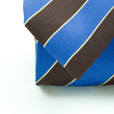 Cravatta a 7 pieghe regimental cioccolato e light blue